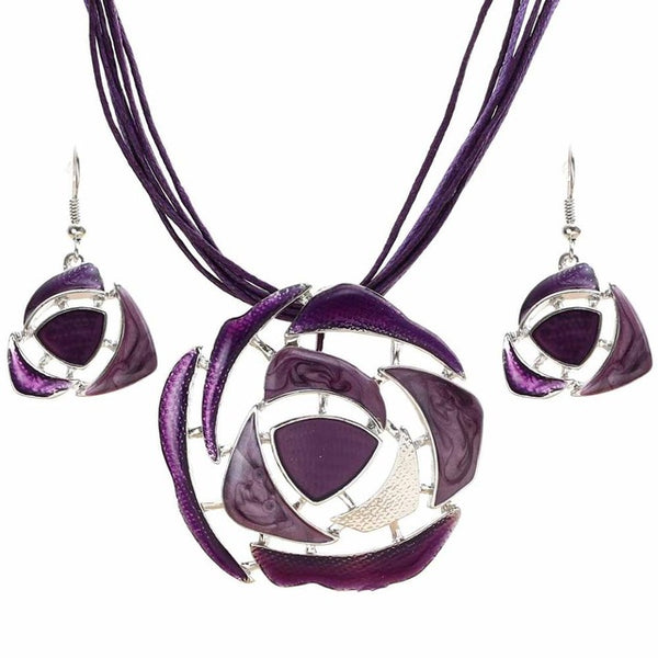 Vintage Enamel Jewelry Set Multilayer Leather Chain Hollow Round Gem Silver Pendant Necklace Earrings Summer Jewelry Sets Women