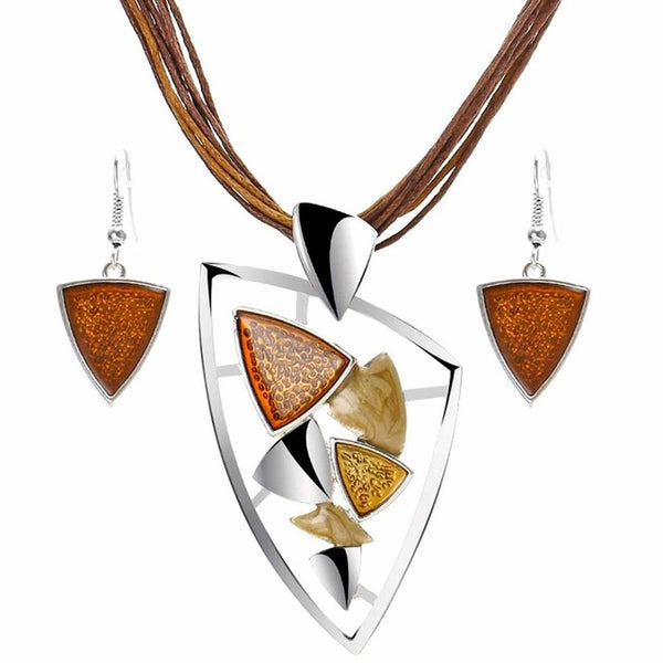 Vintage Enamel Jewelry Set Multilayer Leather Chain Hollow Round Gem Silver Pendant Necklace Earrings Summer Jewelry Sets Women
